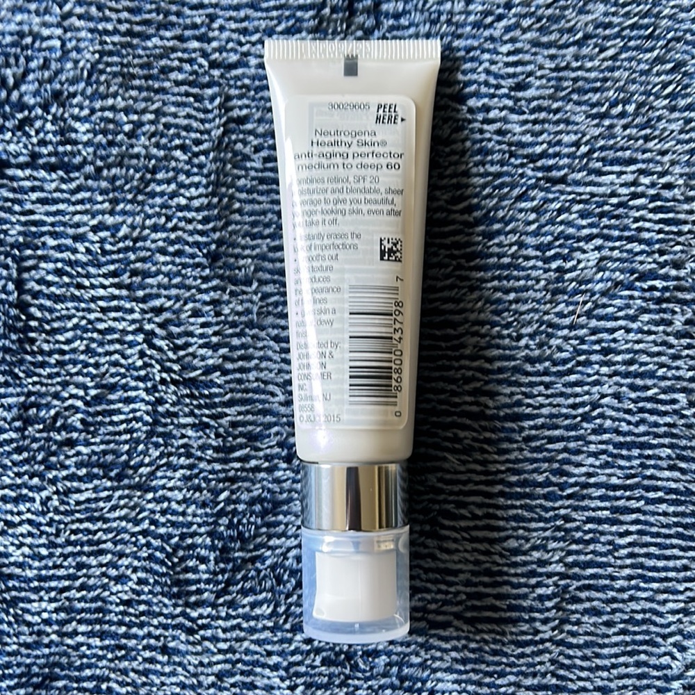 NEUTROGENA - Picture 2 of 4